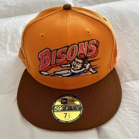 New Era Orange Brown Red Bisons Fitted 7 1/2 New - Picture 2 of 5